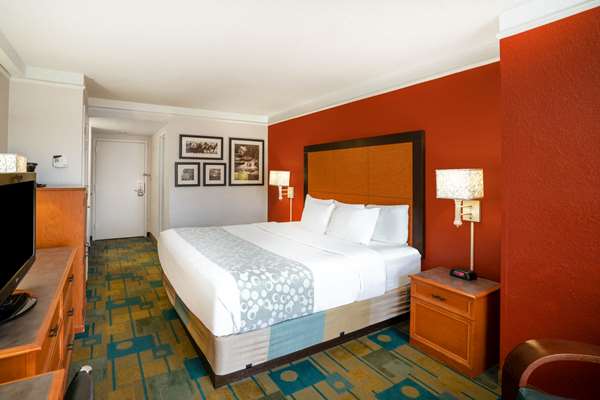  - La Quinta Inn Airport Nashville - I-40, Exit 215