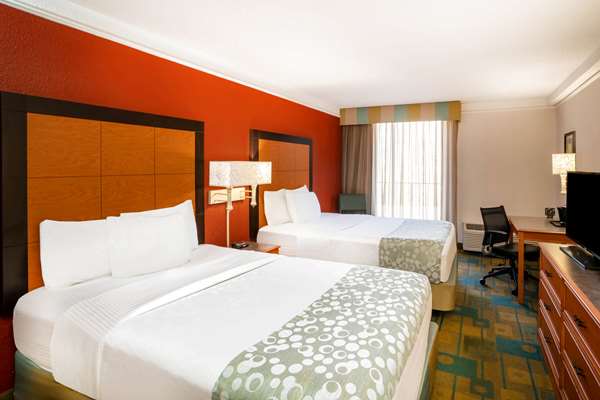  - La Quinta Inn Airport Nashville - I-40, Exit 215