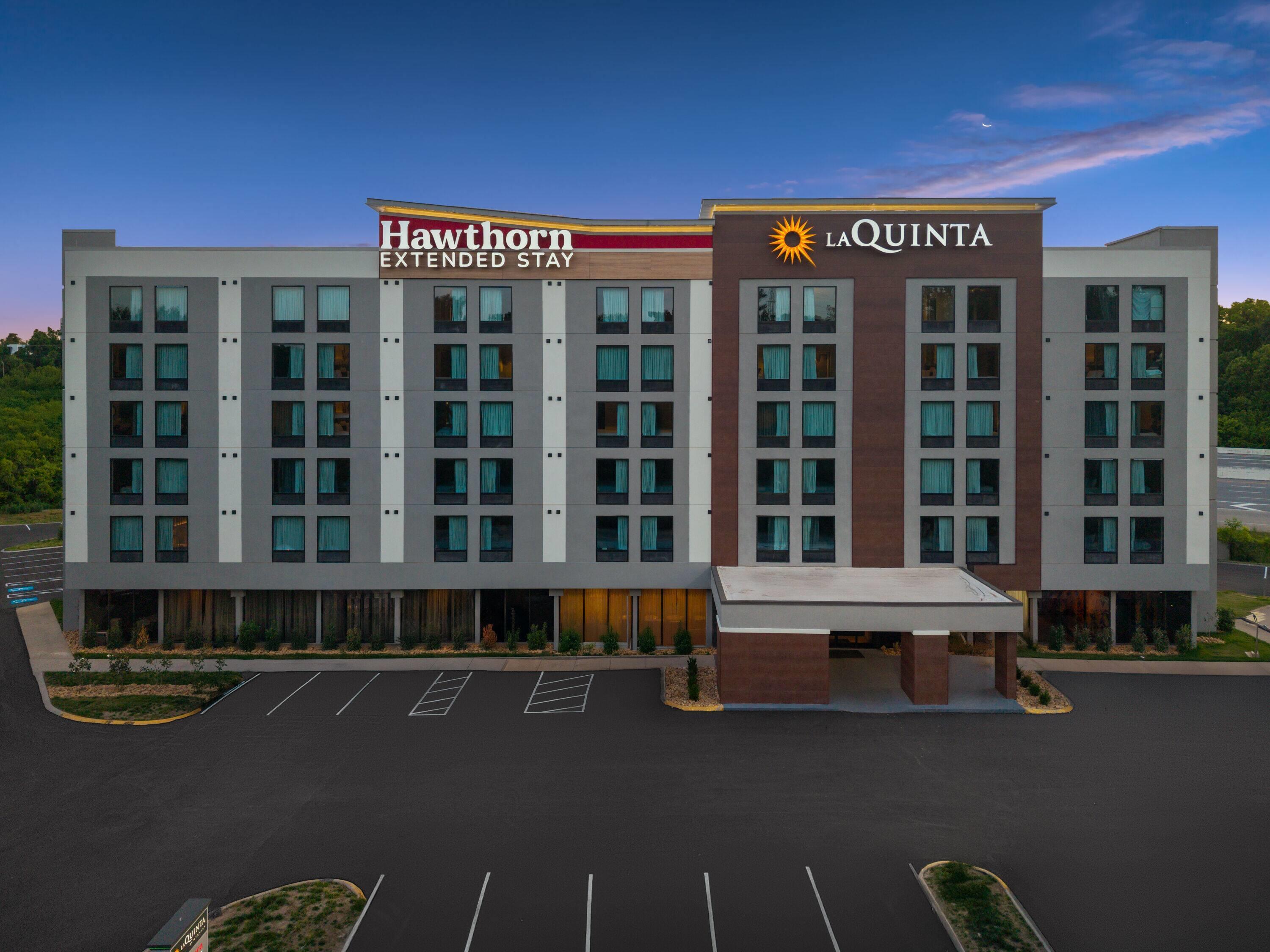 Exterior | La Quinta by Wyndham Nashville Airport/Opryland