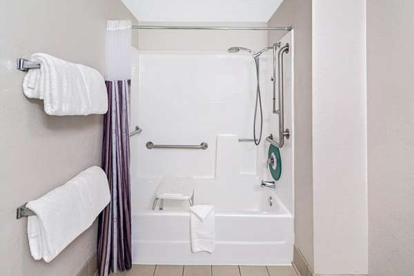  - La Quinta Inn La Palma