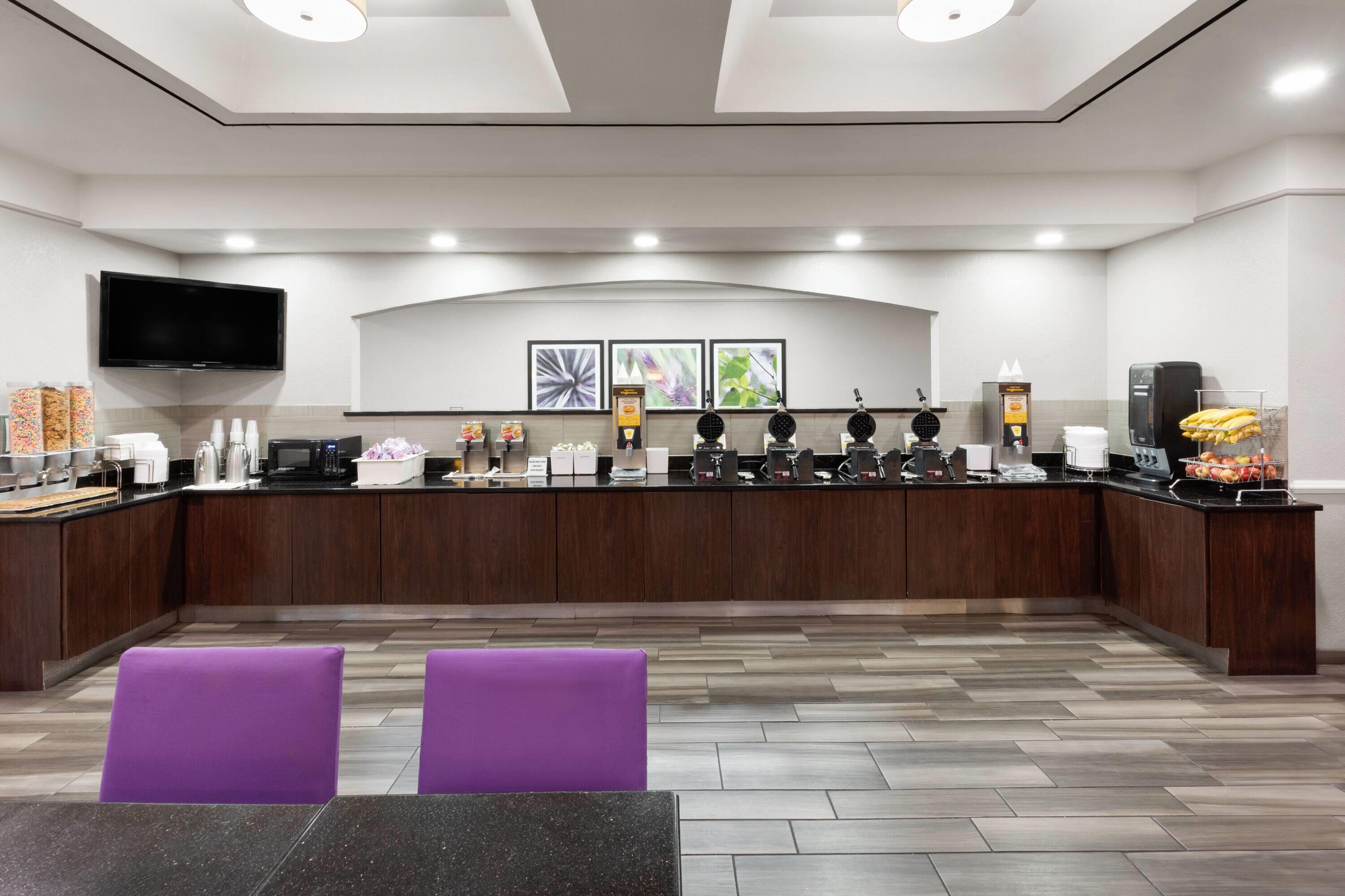 Property amenity | La Quinta Inn & Suites by Wyndham San Antonio Airport
