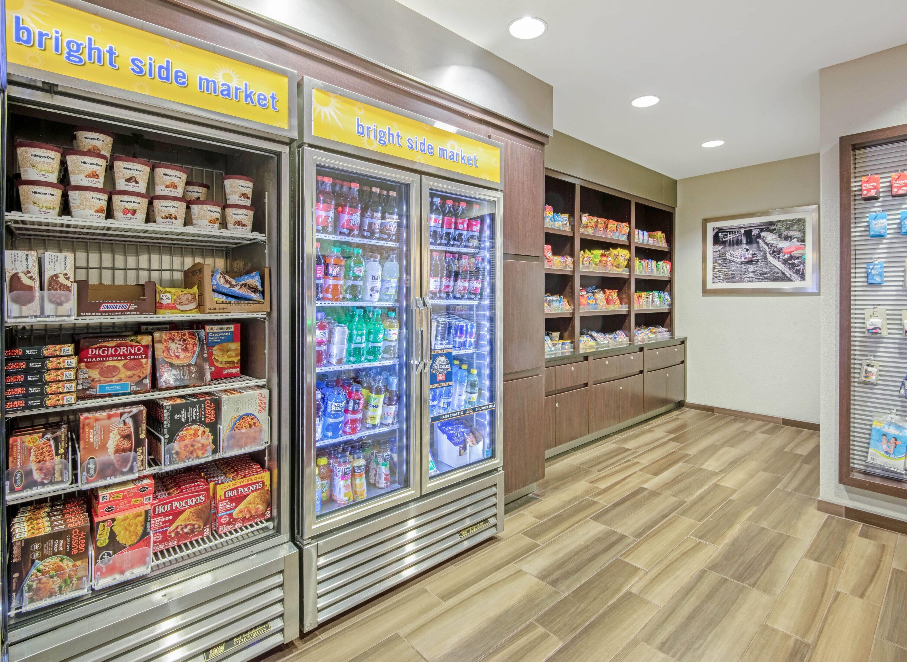 Property amenity | La Quinta Inn & Suites by Wyndham San Antonio Airport