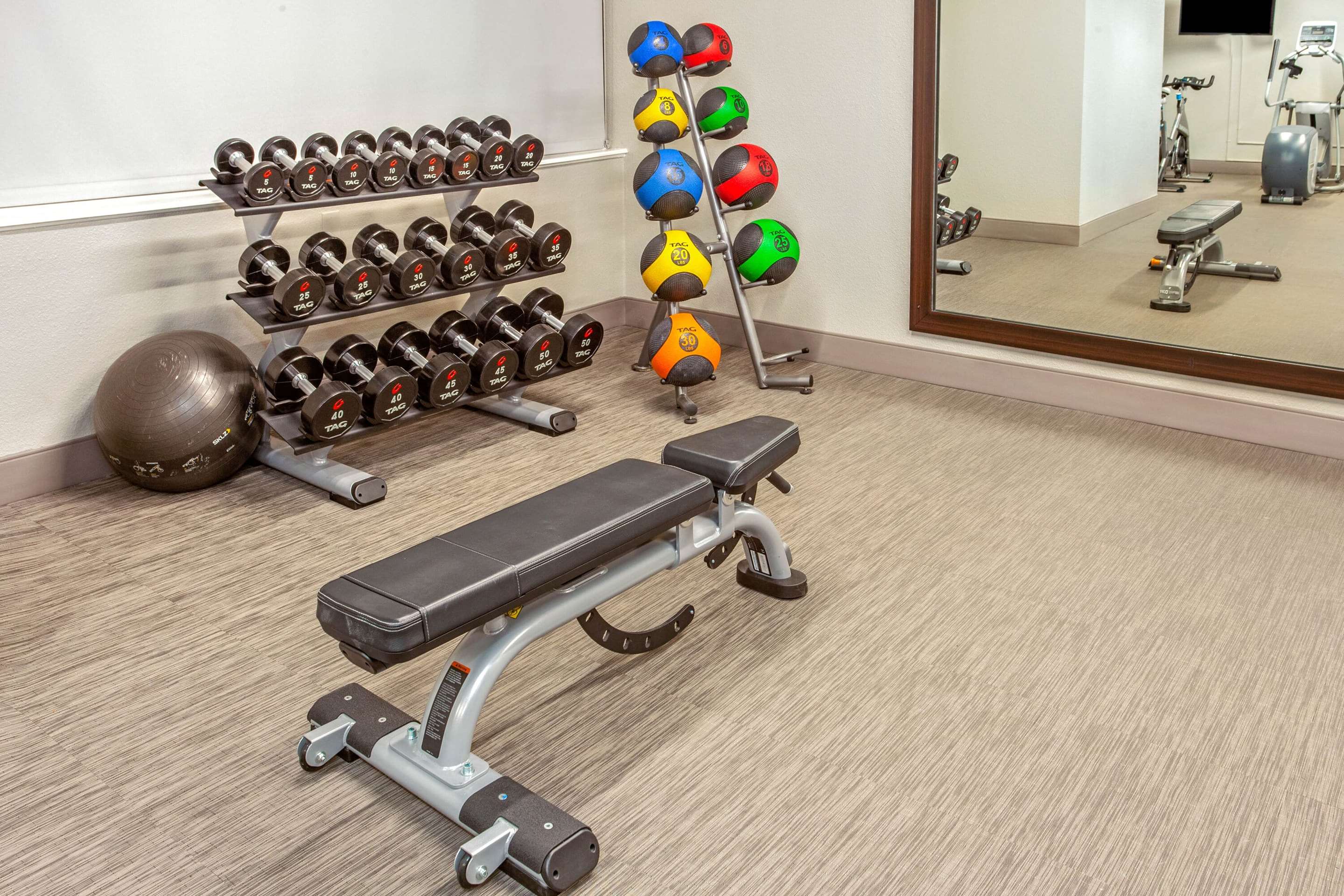 Health club fitness center gym | La Quinta Inn & Suites by Wyndham Lubbock West Medical Centr
