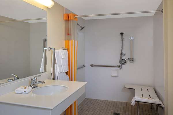  - La Quinta Inn Airport Las Vegas