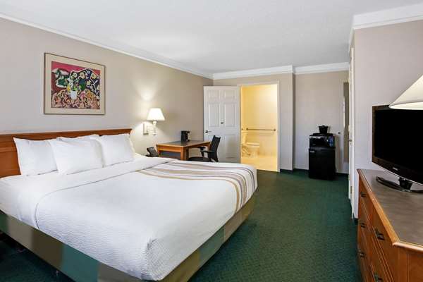  - Baymont Inn & Suites Fort Stockton - I-10, Exit 257