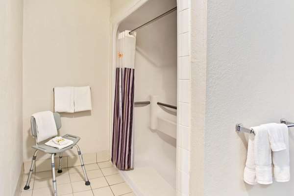  - Baymont Inn & Suites Fort Stockton - I-10, Exit 257