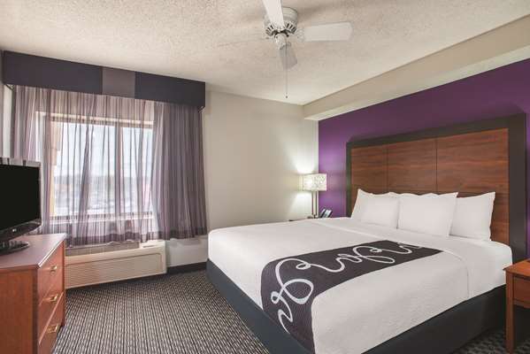 Suite - La Quinta Inn San Marcos - I-35, Exit 206