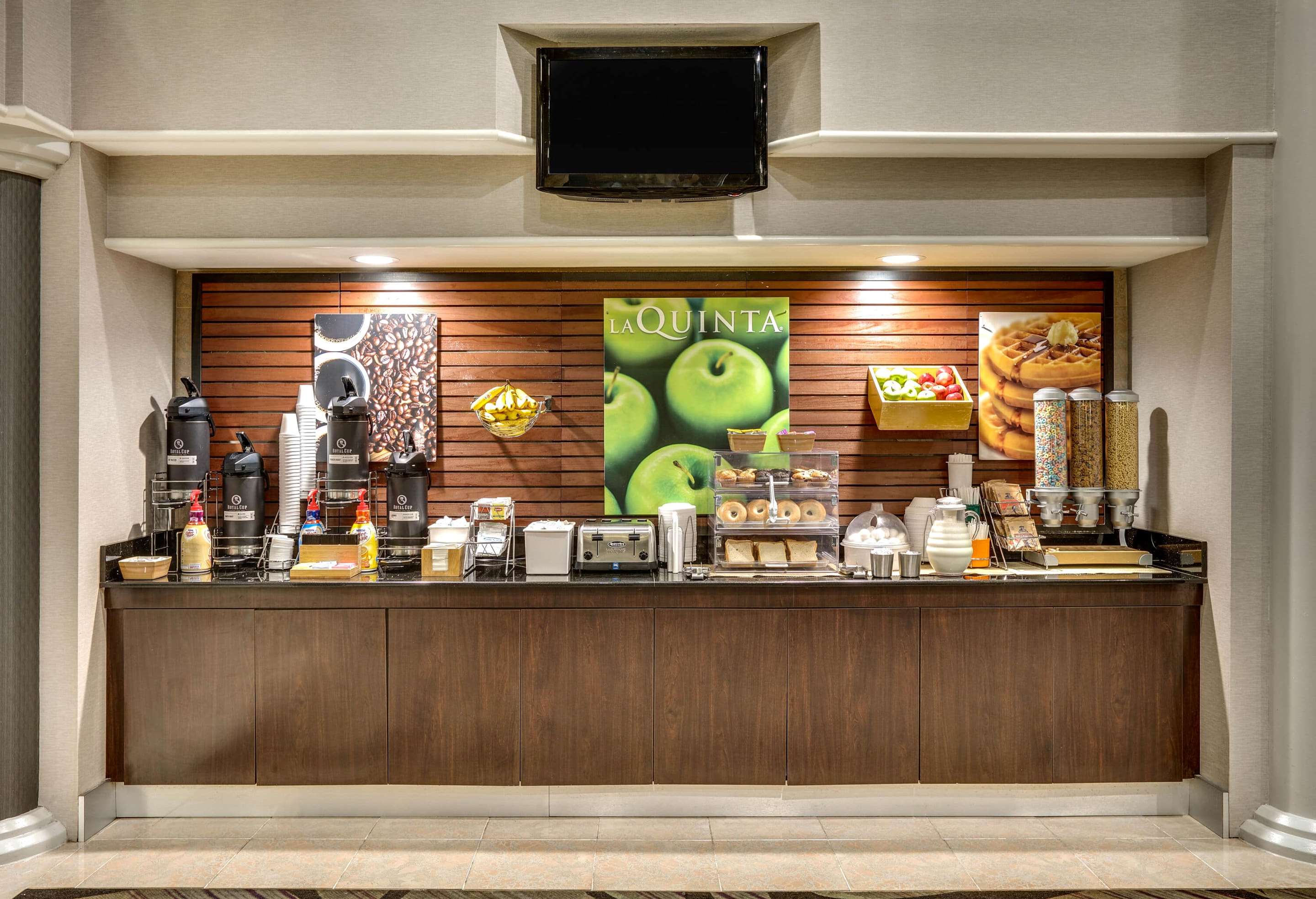 Property amenity | La Quinta by Wyndham Dallas - Addison Galleria