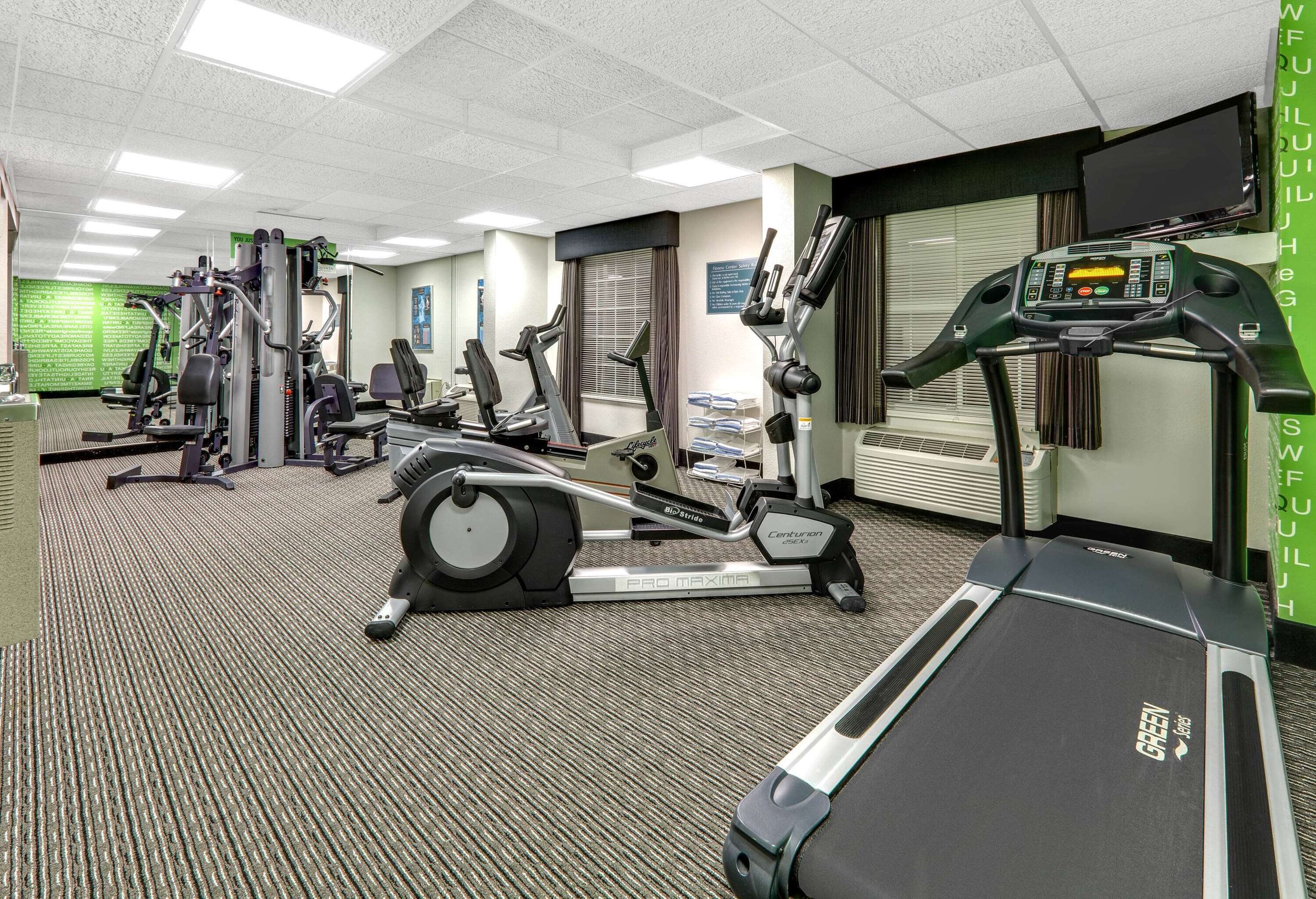 Health club | La Quinta by Wyndham Dallas - Addison Galleria