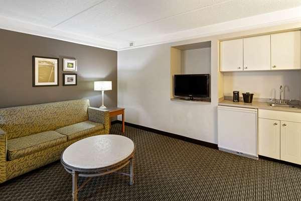Suite - La Quinta Inn & Suites Macon - I-75, Exit 169
