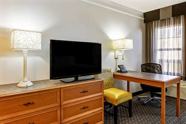  - La Quinta Inn & Suites Macon - I-75, Exit 169