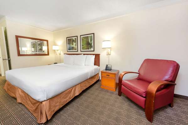 Suite - La Quinta Inn Cypress Creek Fort Lauderdale - I-95, Exit 33