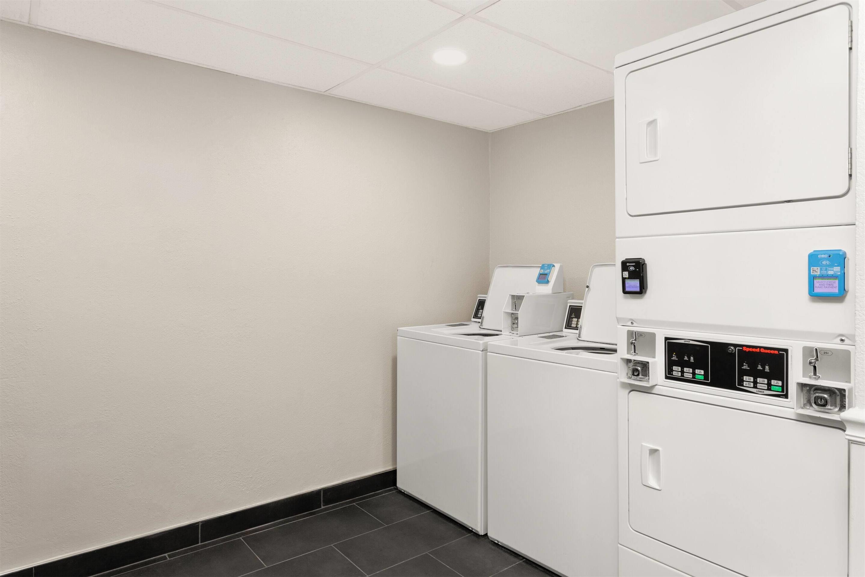 Laundry | La Quinta by Wyndham Ft Lauderdale Cypress Creek