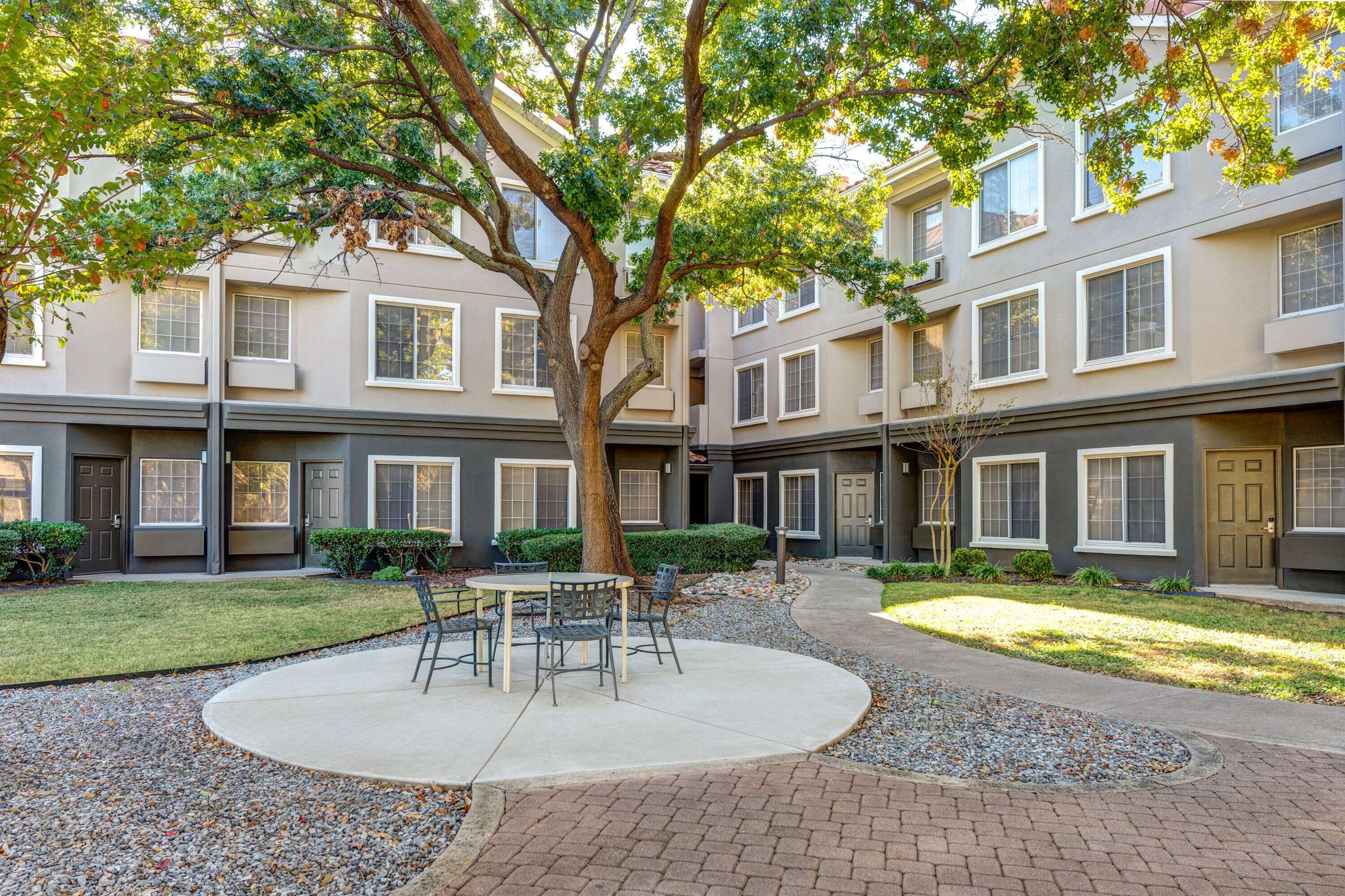 Property amenity | La Quinta Inn & Suites by Wyndham Dallas DFW Airport North
