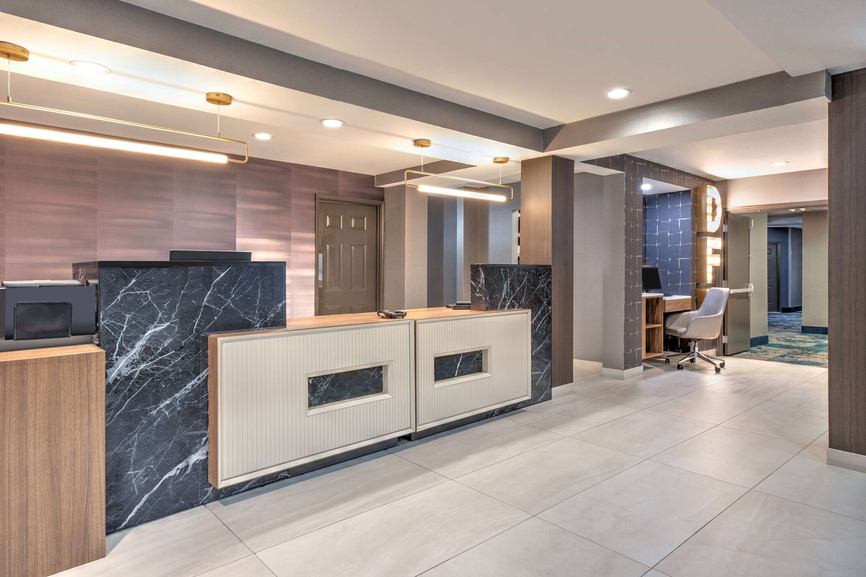 Reception | La Quinta Inn & Suites by Wyndham Dallas DFW Airport North