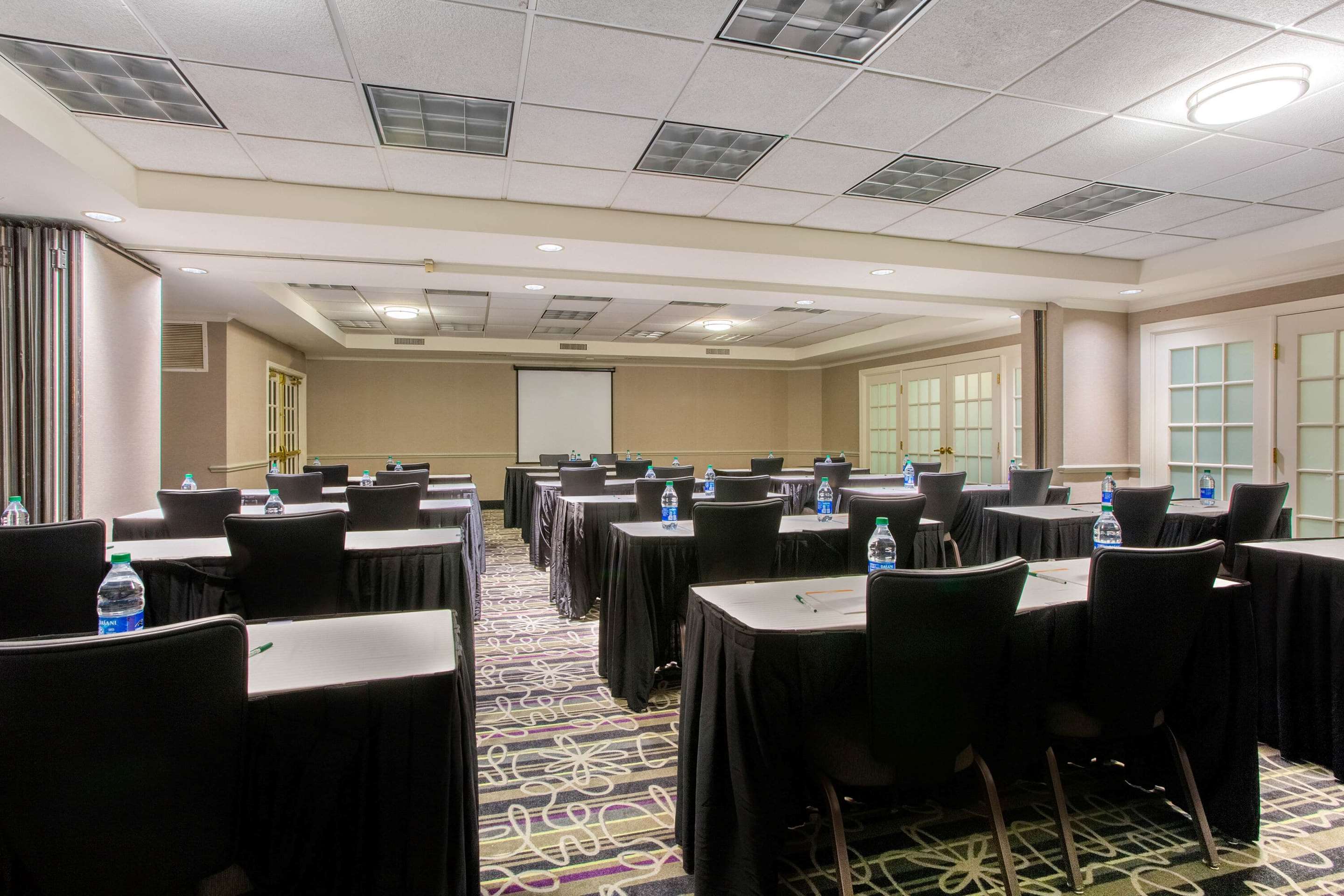 Meeting Room | La Quinta Inn & Suites by Wyndham Raleigh Durham Intl AP
