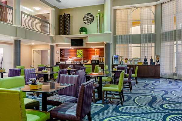 Amenities - La Quinta Inn & Suites Airport Morrisville - I-40, Exit 284