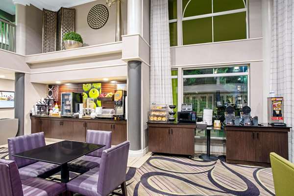  - La Quinta Inn & Suites Airport Tucson