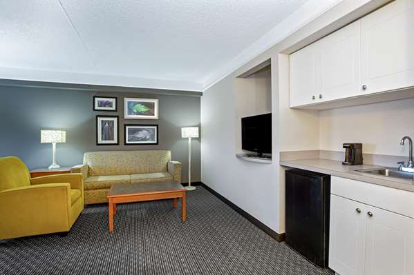 Suite - La Quinta Inn & Suites Airport Tucson