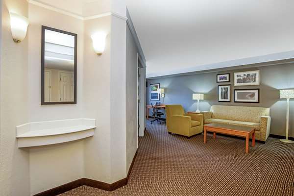 Suite - La Quinta Inn & Suites Airport Tucson