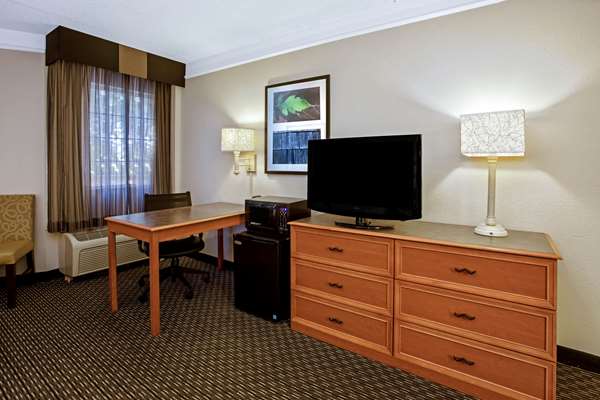  - La Quinta Inn & Suites Airport Tucson