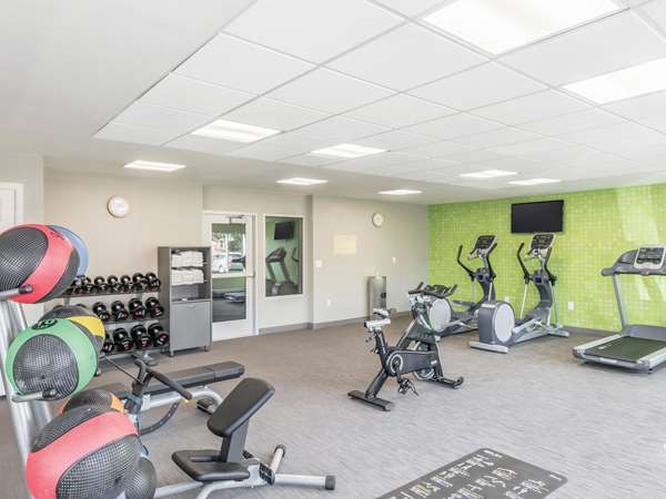 Fitness/ Exercise Room - La Quinta Inn & Suites Tech Center Englewood - I-25, Exit 196
