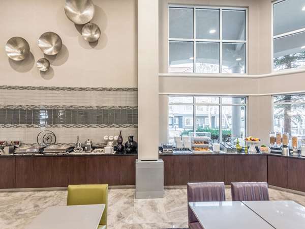  - La Quinta Inn & Suites Tech Center Englewood - I-25, Exit 196