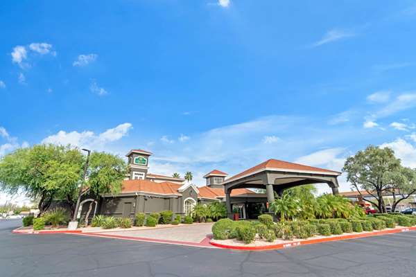 Exterior view - La Quinta Inn & Suites Scottsdale