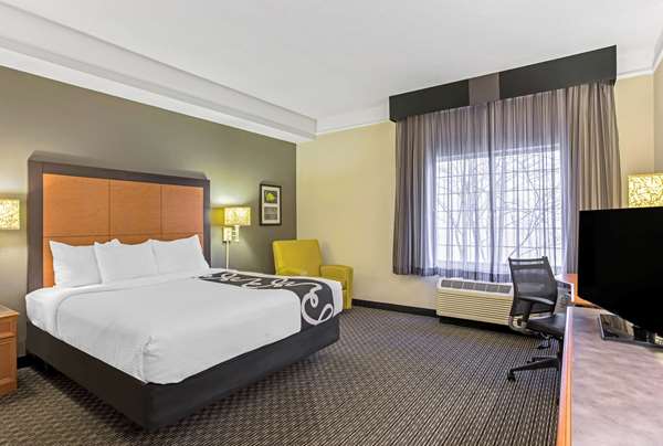  - La Quinta Inn & Suites Homewood - I-65, Exit 255