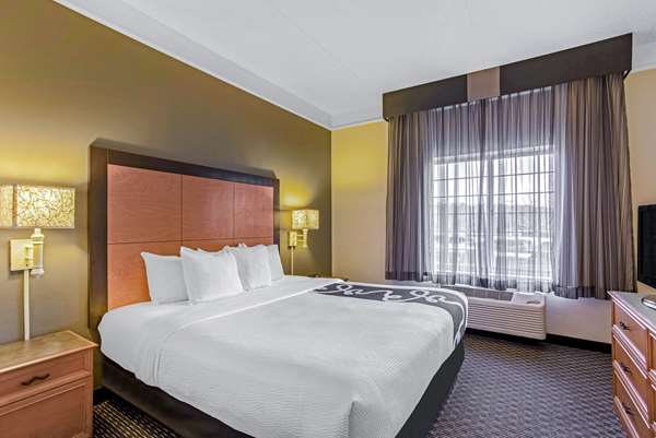 Suite - La Quinta Inn & Suites Homewood - I-65, Exit 255