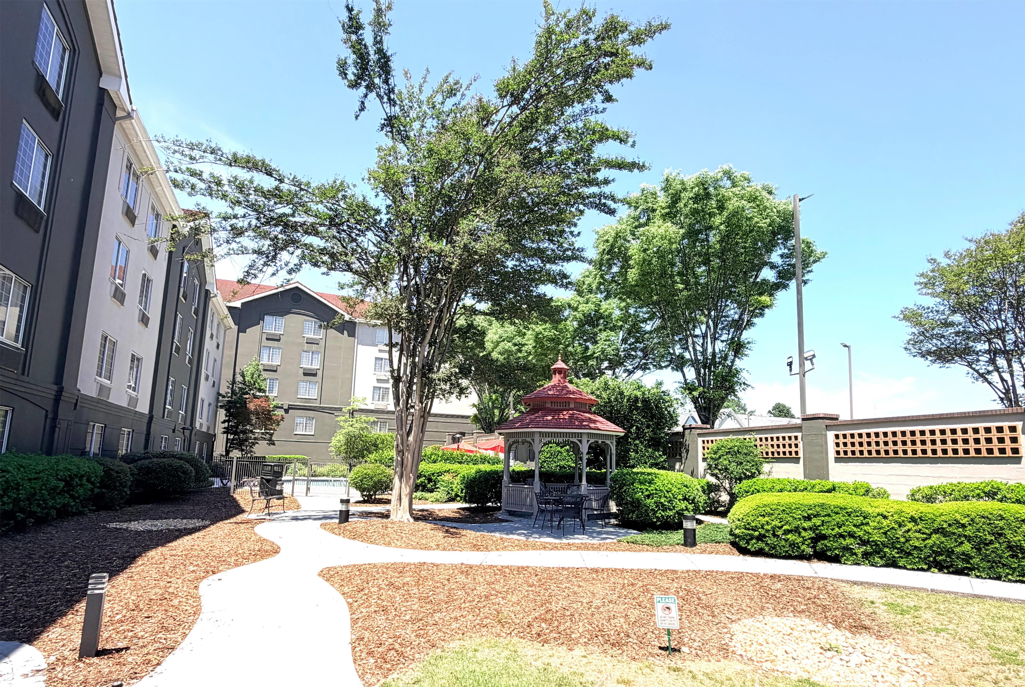 Exterior | La Quinta by Wyndham Birmingham Homewood