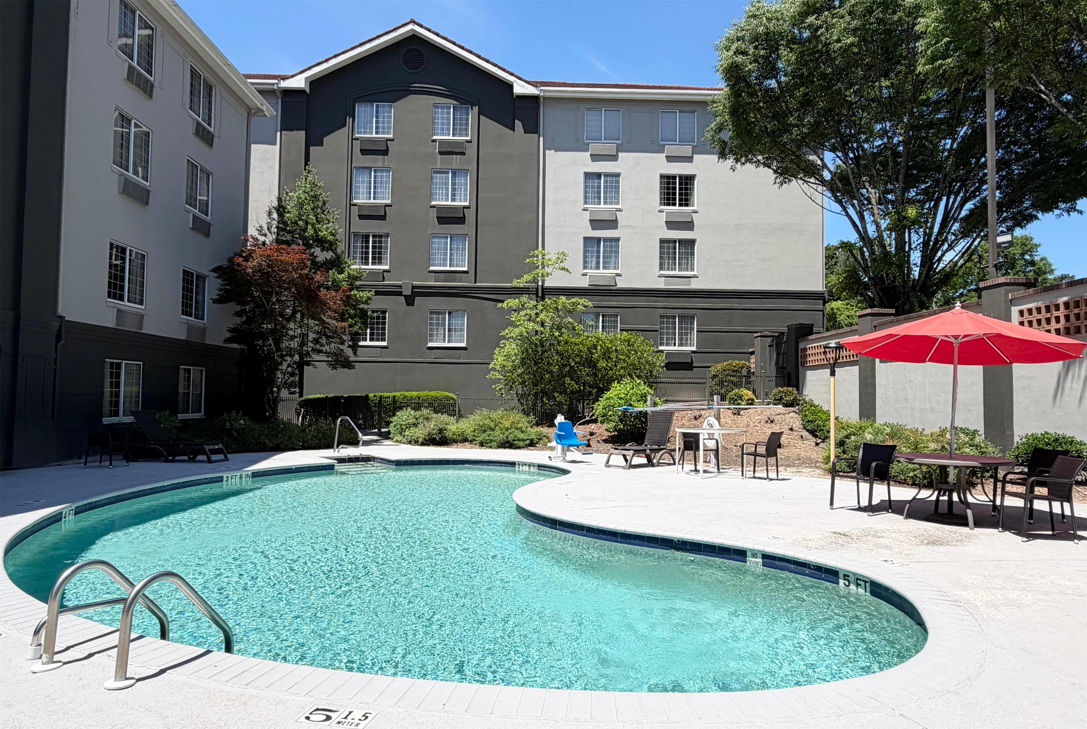 Pool | La Quinta by Wyndham Birmingham Homewood