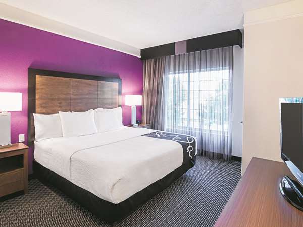 Suite - La Quinta Inn & Suites North Fort Worth - I-35, Exit 56A