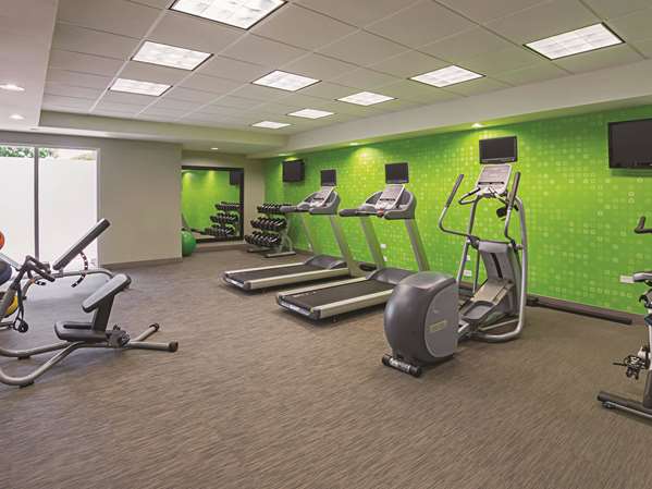 Fitness/ Exercise Room - La Quinta Inn & Suites North Fort Worth - I-35, Exit 56A