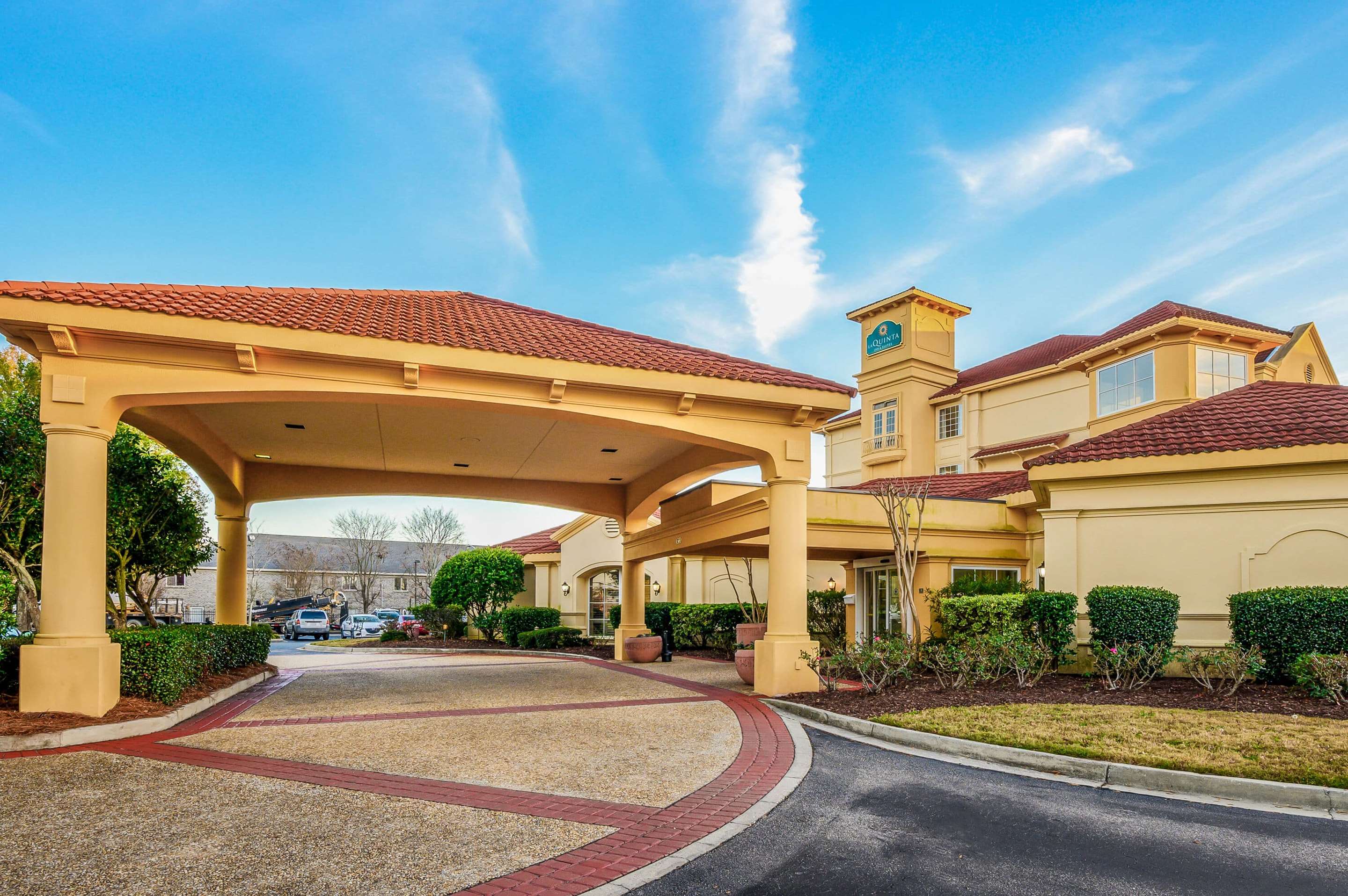 Exterior | La Quinta Inn & Suites by Wyndham Myrtle Beach Broadway Area