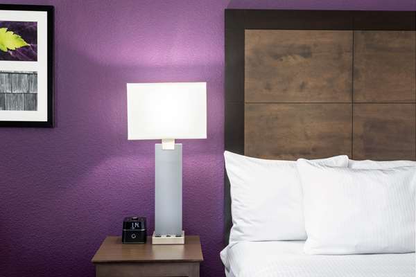  - La Quinta Inn & Suites Louisville