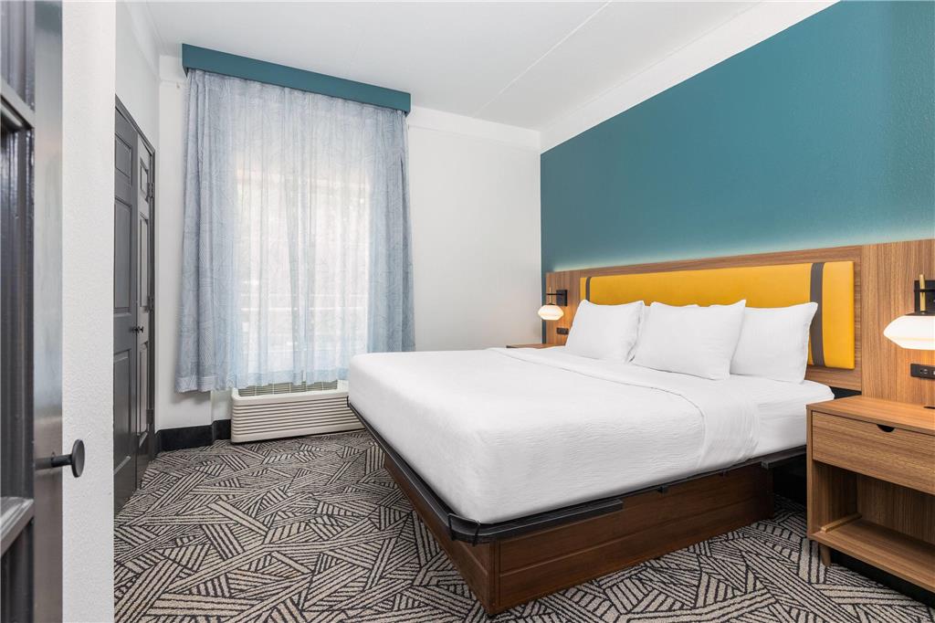 LA QUINTA INN STE SHERMAN-guestroom-Guest Room,Suite,On-Site.jpg
