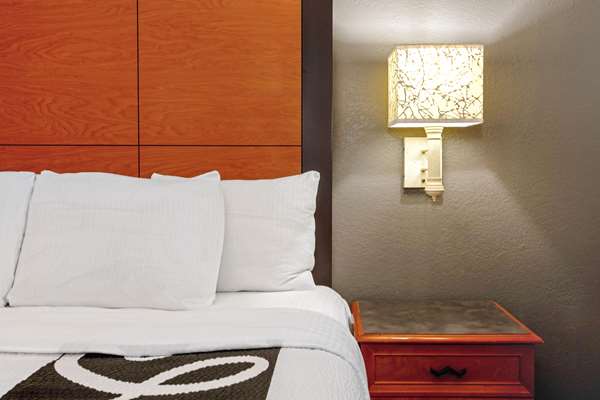  - La Quinta Inn & Suites Hoover - I-65, Exit 247