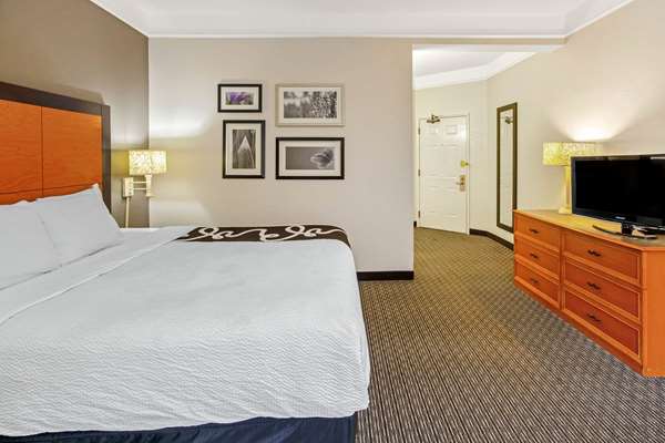  - La Quinta Inn & Suites Hoover - I-65, Exit 247