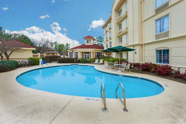 Pool - La Quinta Inn & Suites Hoover - I-65, Exit 247