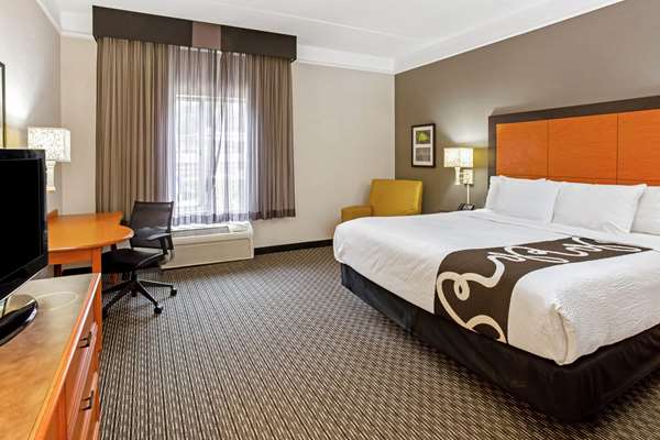  - La Quinta Inn & Suites Hoover - I-65, Exit 247