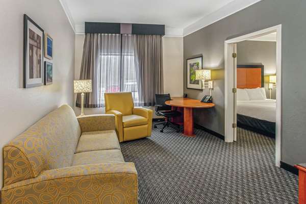 Suite - La Quinta Inn & Suites Hoover - I-65, Exit 247