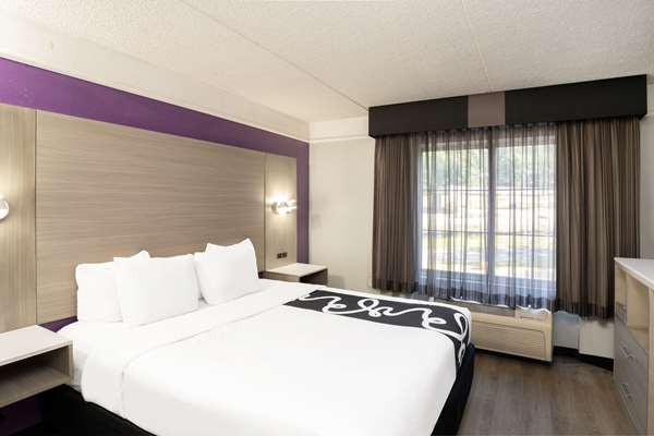 Suite - La Quinta Inn & Suites Hoover - I-65, Exit 247