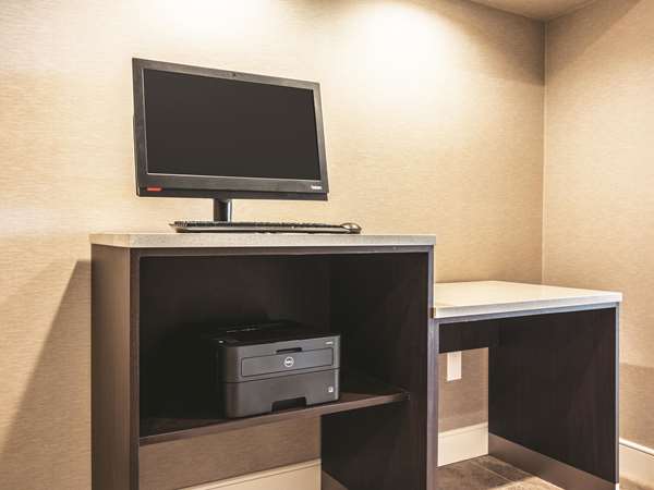 Conference Area - La Quinta Inn & Suites Airport Shreveport - I-20, Exit 10