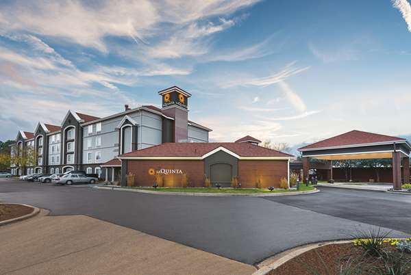 Exterior view - La Quinta Inn & Suites Airport Shreveport - I-20, Exit 10