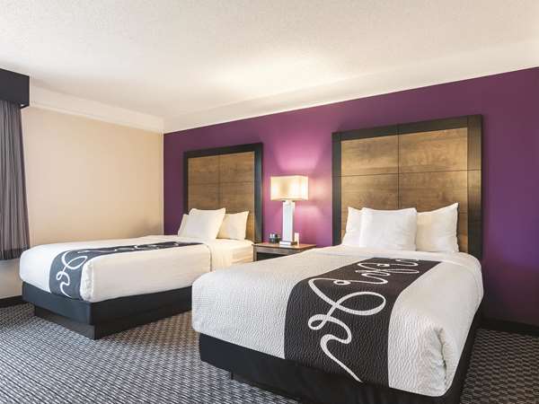  - La Quinta Inn & Suites Airport Shreveport - I-20, Exit 10