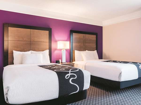  - La Quinta Inn & Suites Airport Shreveport - I-20, Exit 10