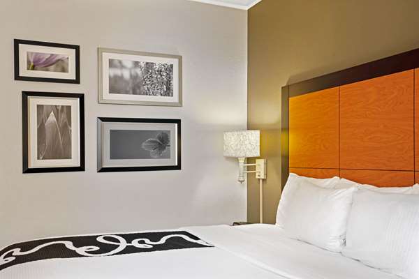  - La Quinta Inn & Suites Houston - I-10, Exit 751