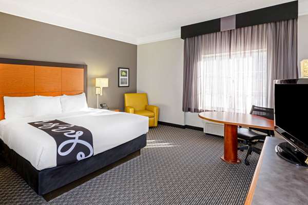  - La Quinta Inn & Suites Houston - I-10, Exit 751