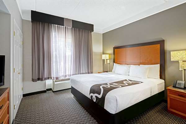 Suite - La Quinta Inn & Suites Houston - I-10, Exit 751